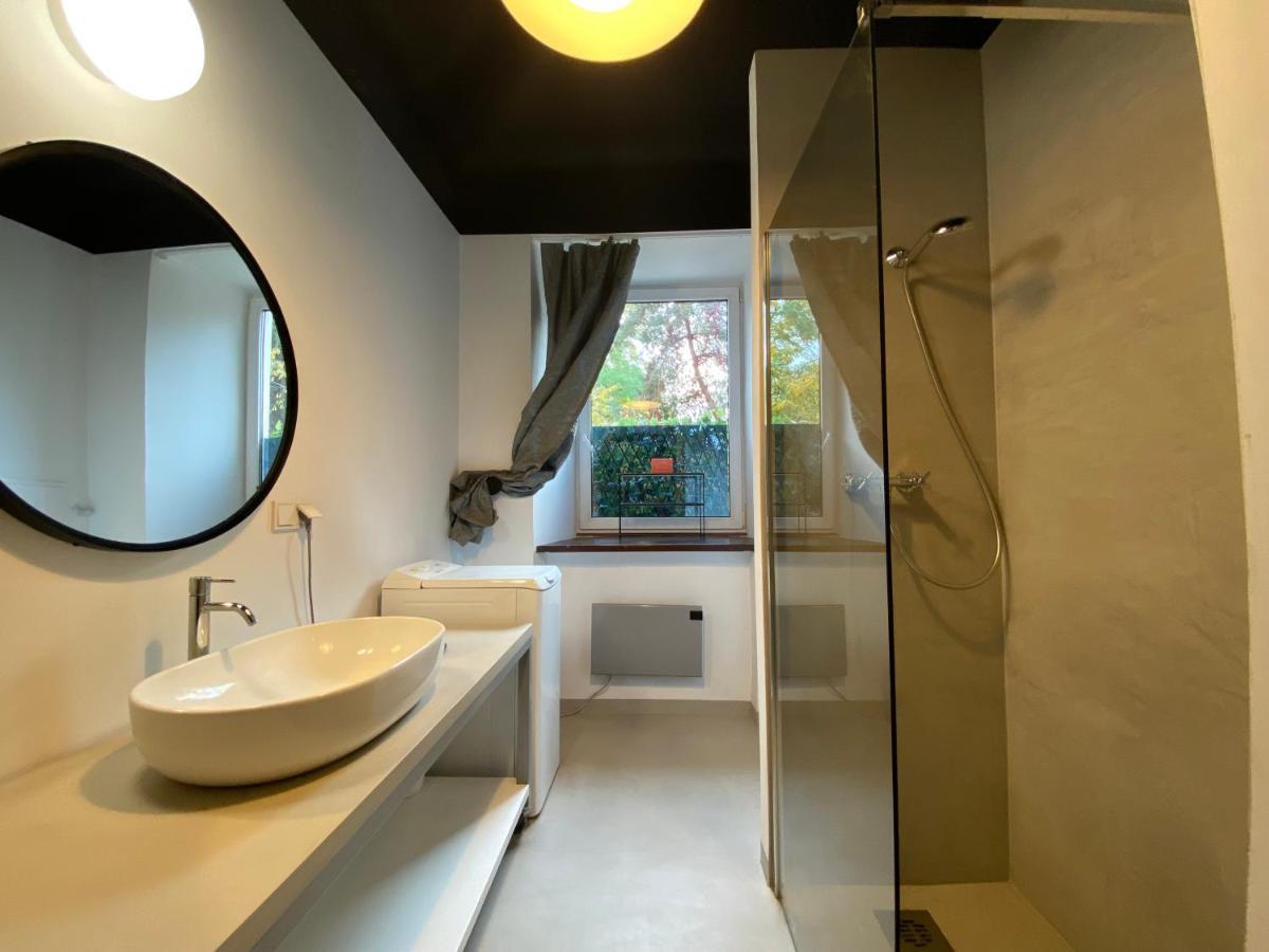 Centrum apartament z widokiem na ogród Lublin Exterior foto